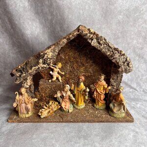 Vintage Rustic Musical Nativity Scene Stamped Italy 7 Figurines READ